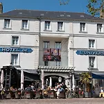 Hotel De L\'Univers