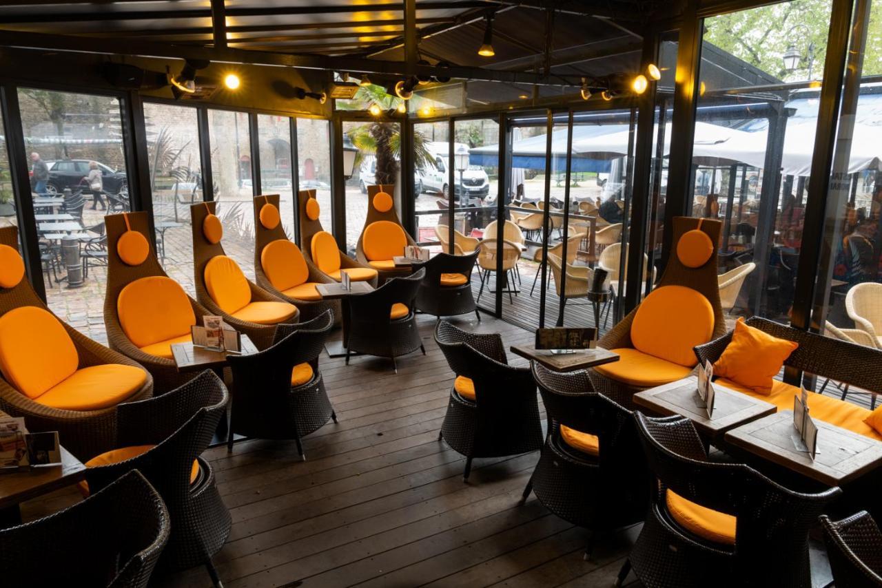 De L'univers Hotel 3*